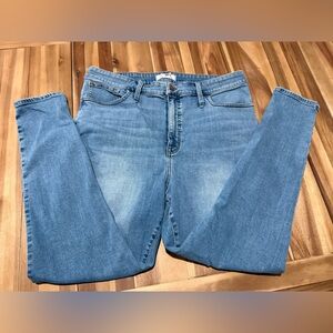 Madewell High-Rise Blue Jeans